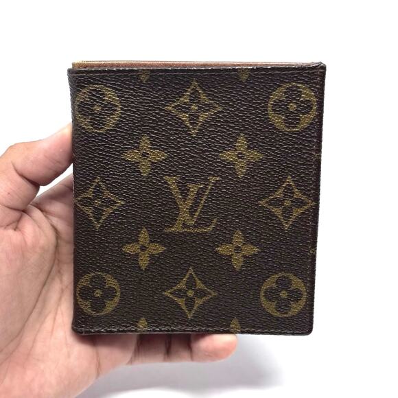 Louis Vuitton Monogram Wallet - Picture 7 of 12